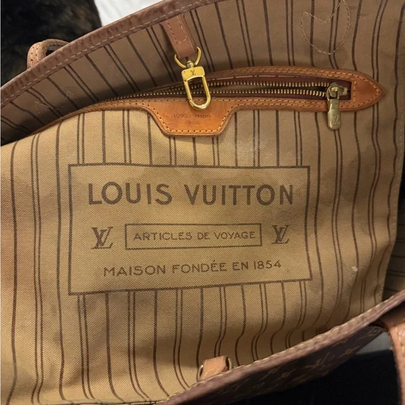 Louis Vuitton Monogram Canvas Tote in Brown - Picture 3 of 5